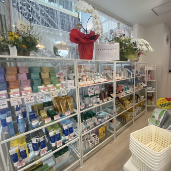 Choa 1004 お店紹介 奈良もちいどのセンター街 奈良町へとつながる歴史ある商店街